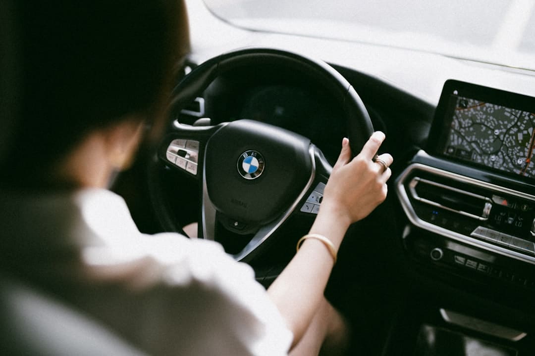 2025精英童模超级联赛特邀主持人周杨 荣获礼衣赛冠军